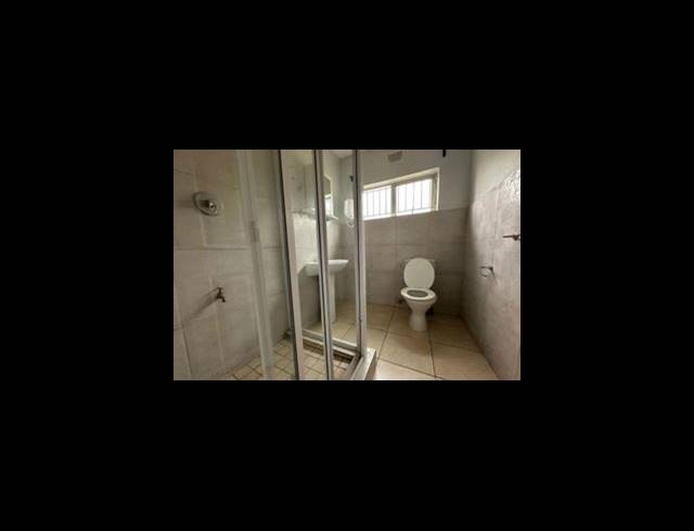 8 BEDROOM HOUSE FOR SALE IN BRACKENHAM